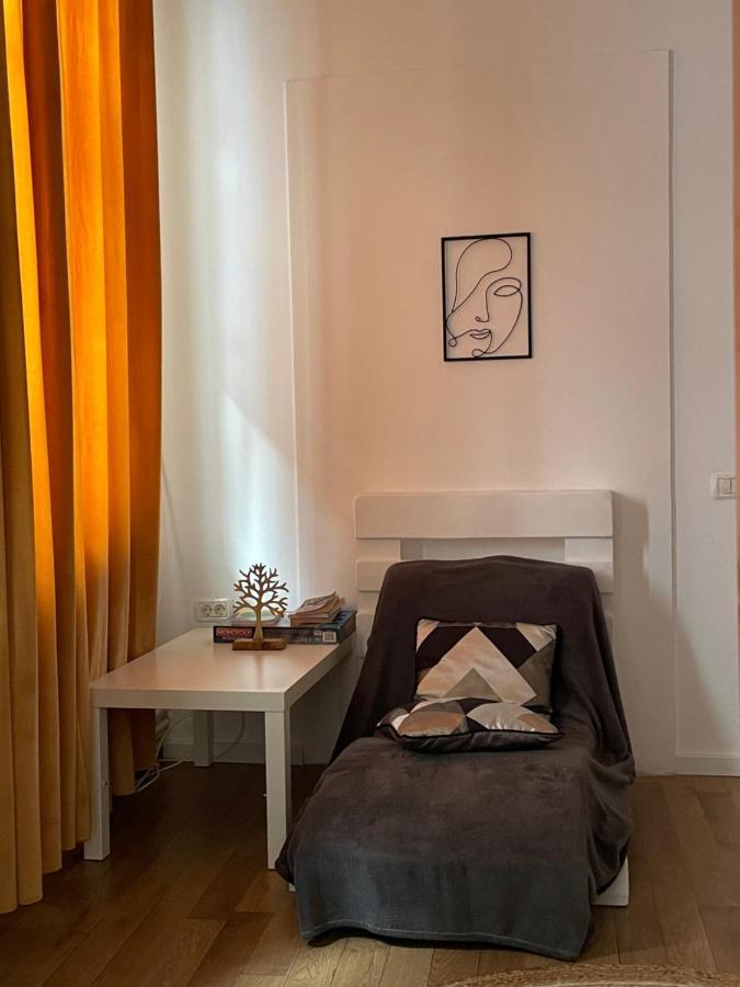 Londof Housing City Center Brasov Apartamento Exterior foto