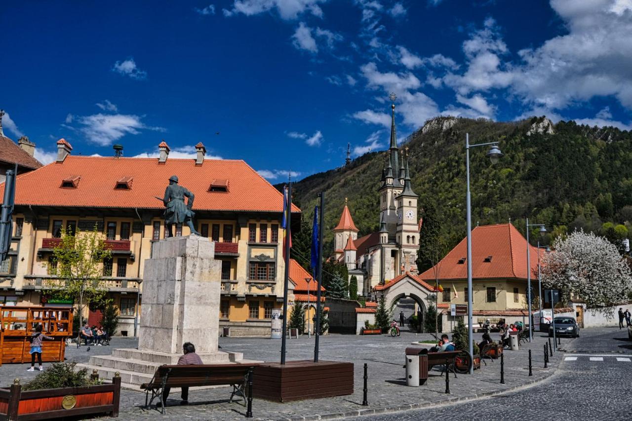 Londof Housing City Center Brasov Apartamento Exterior foto